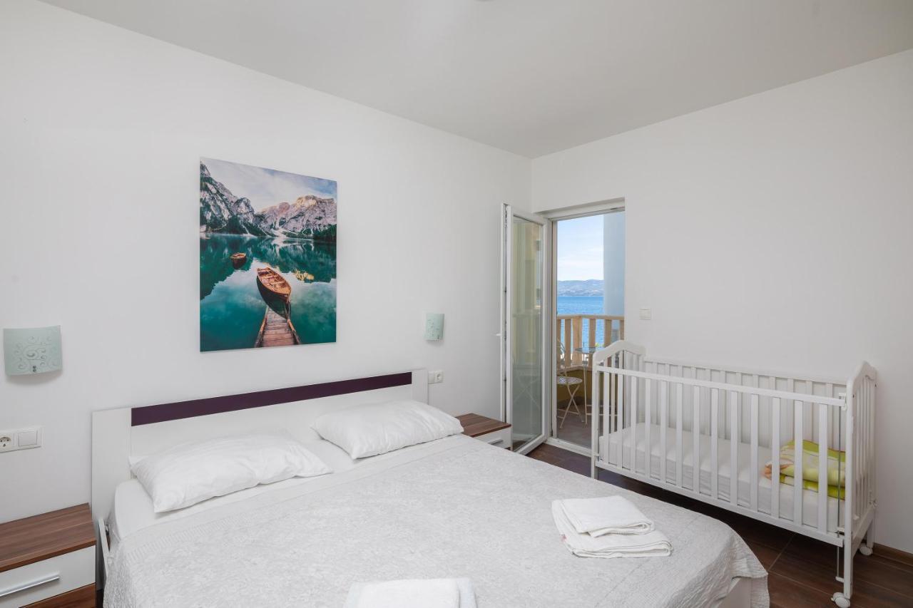 Beach Relax Dugi Rat Exterior photo