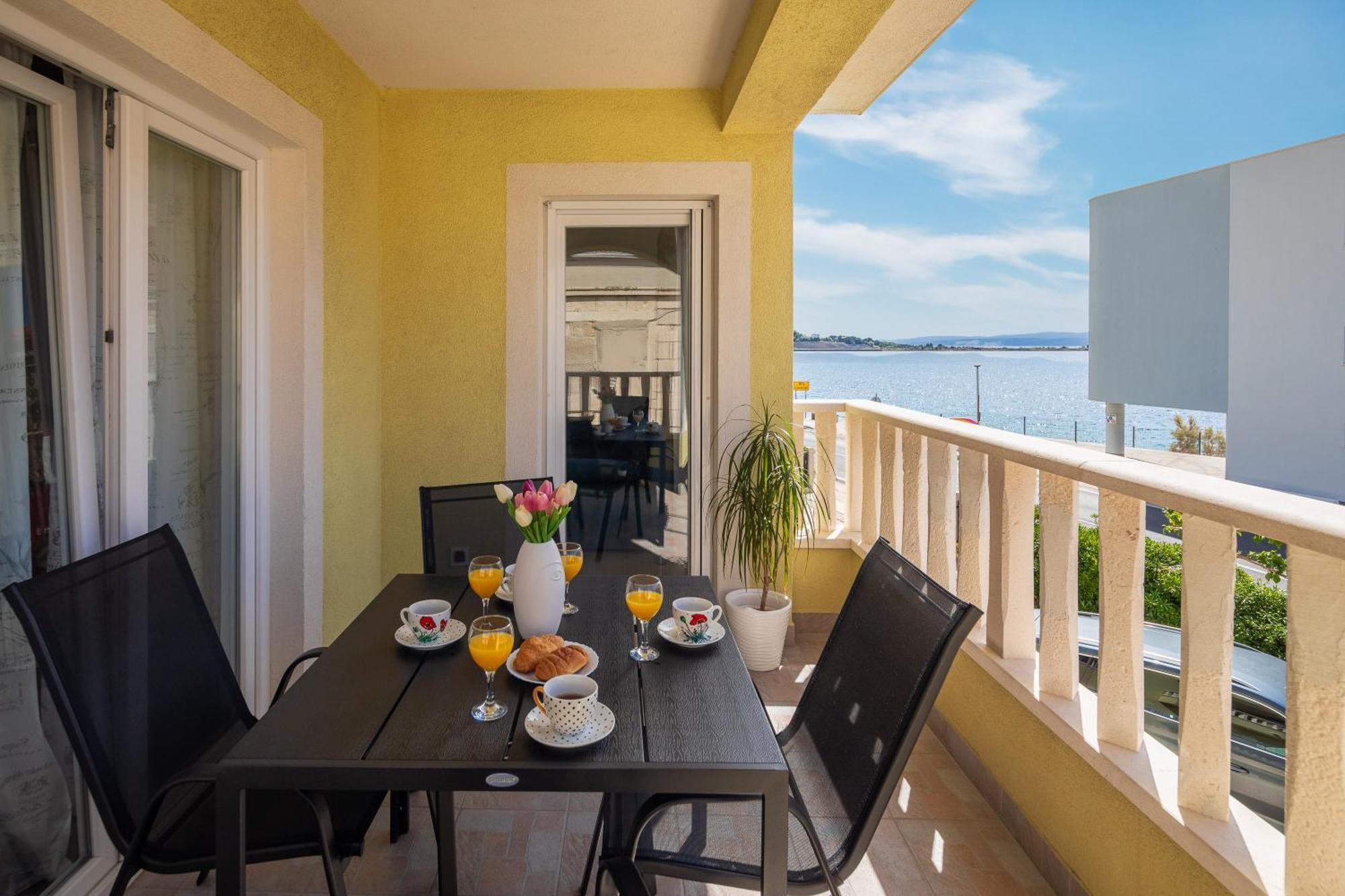 Beach Relax Dugi Rat Exterior photo