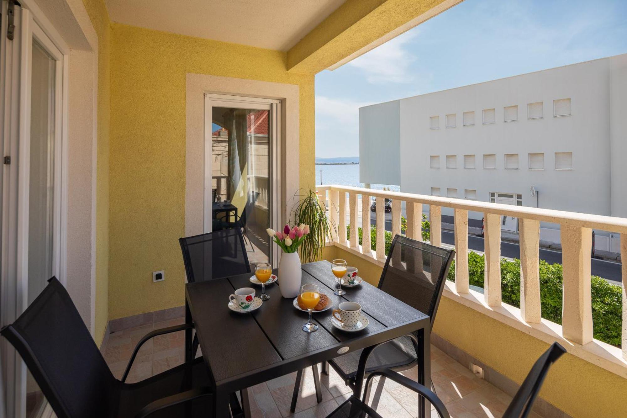 Beach Relax Dugi Rat Exterior photo